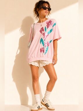 Vintage Artwear Floral Appliqué Tee Rare Handmade One Stitch Iridescent Pink M